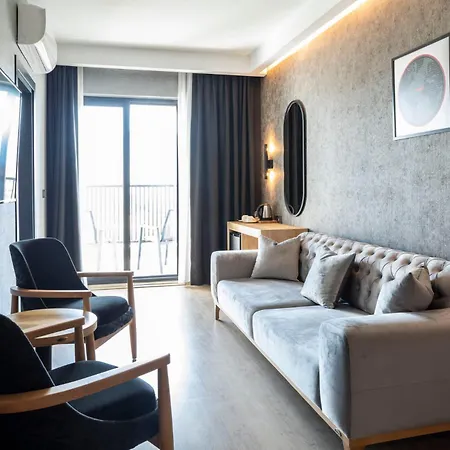 Ramada By Wyndham