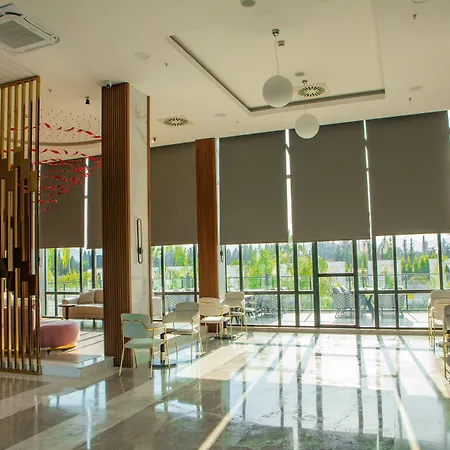 Ramada By Wyndham 5*