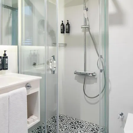 Ramada By Wyndham 5*