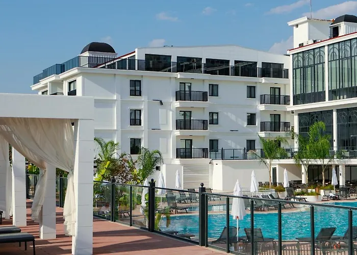 Hotel Ramada By Wyndham 5*