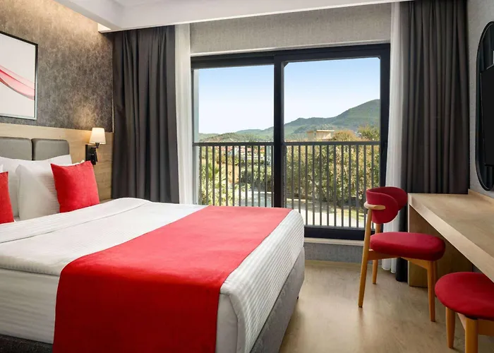 Hotel Ramada By Wyndham 5*