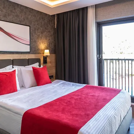 מלון Ramada By Wyndham דלמן