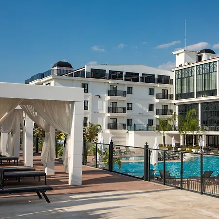 Отель Ramada By Wyndham